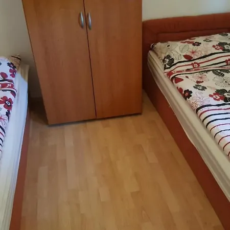 Nada * Novi Vinodolski