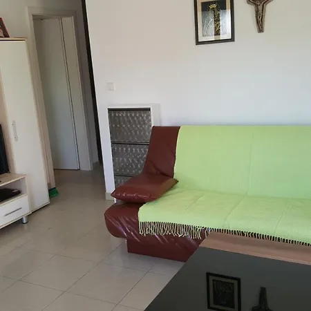 Apartment Nada Novi Vinodolski