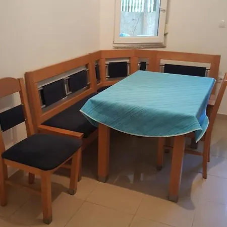 Nada * Novi Vinodolski